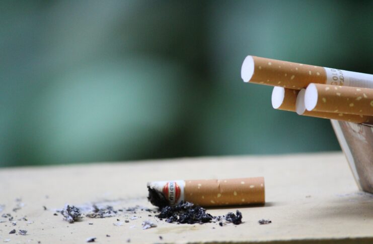 Zakaz sprzedaży papierosów w Polsce.